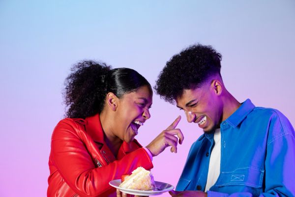 Emotional independence displayed between a couple